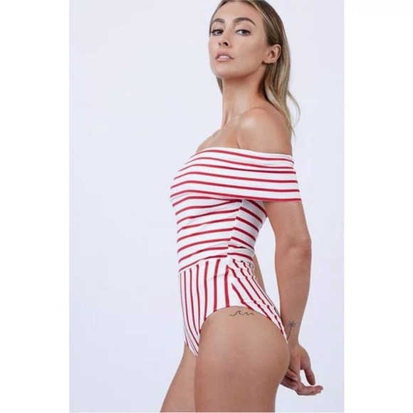 Solid & Striped The Vera Striped Off the Shoulder One Piece Swimsuit SZ M EUC - Picture 2 of 7